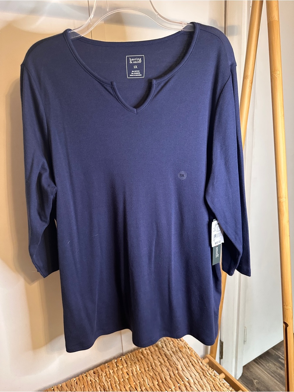 Hastings and Smith Women's Navy V-Notch Long Sleeve Tee